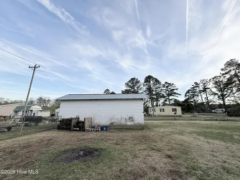 2023 Nc Highway 32 S Plymouth NC 27962