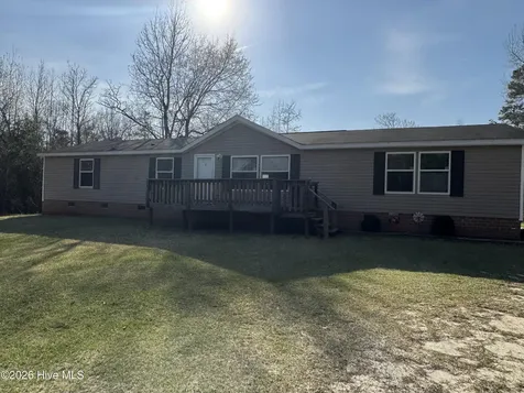 8521 Johns Mill Road Maxton NC 28364