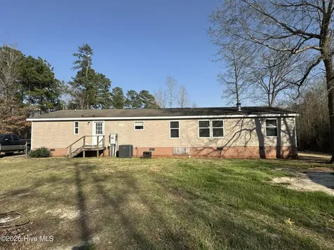 8521 Johns Mill Road Maxton NC 28364