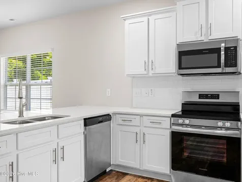 713 Greenwich Place Richlands NC 28574