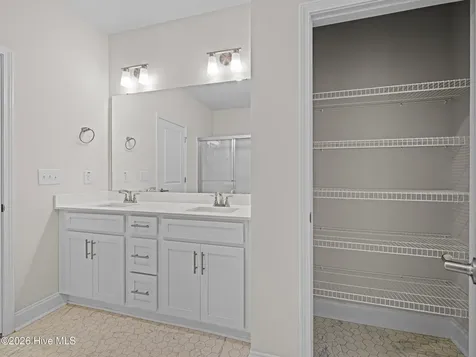 713 Greenwich Place Richlands NC 28574
