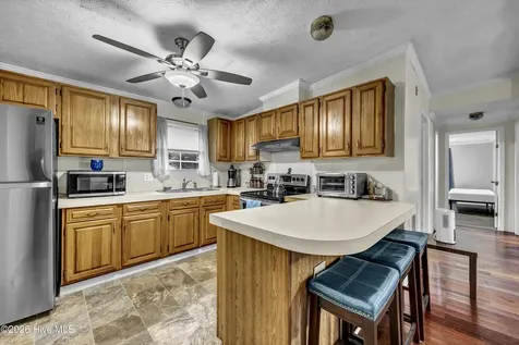 2109 E Lake Shore Drive Wilmington NC 28401