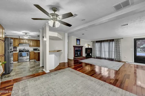 2109 E Lake Shore Drive Wilmington NC 28401