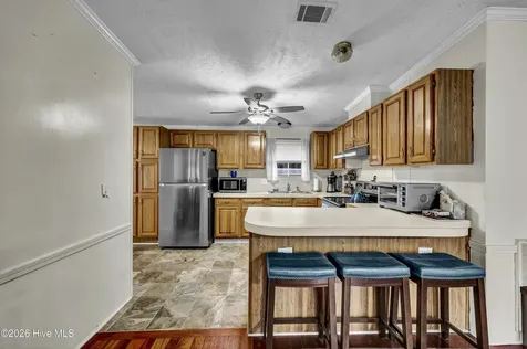 2109 E Lake Shore Drive Wilmington NC 28401