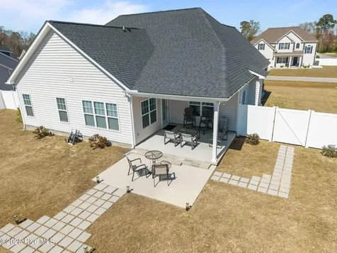 2996 Landon Drive Greenville NC 27858