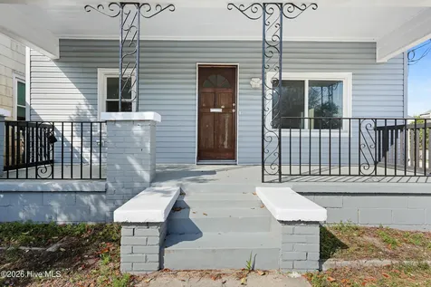 812 S 8th Street Wilmington NC 28401