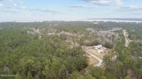 117 Deer Trail Beaufort NC 28516