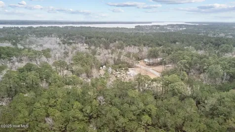 117 Deer Trail Beaufort NC 28516