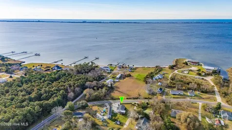 290 Broad Creek Loop Road Newport NC 28570