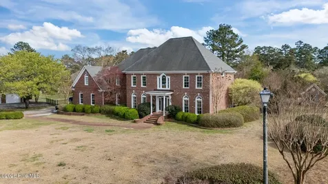1107 Country Club Drive Trent Woods NC 28562