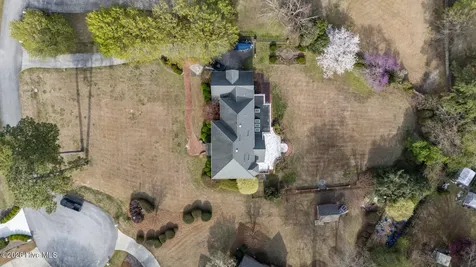 1107 Country Club Drive Trent Woods NC 28562