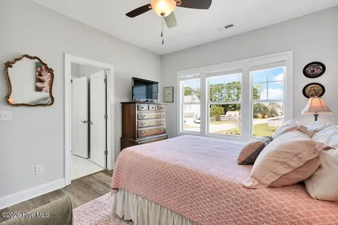 1136 Lt Congleton Road Wilmington NC 28409