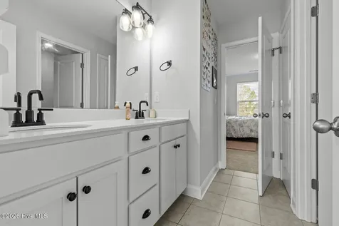 841 Tuscarora Trail Jacksonville NC 28546
