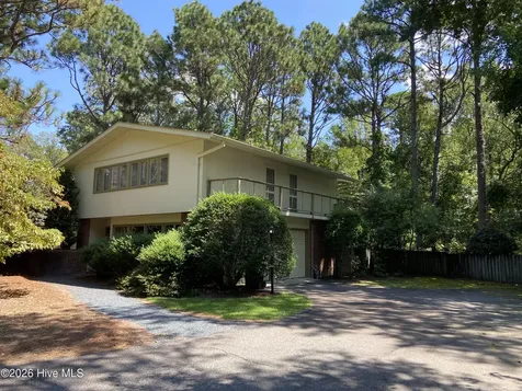 957 Sandavis Road Southern Pines NC 28387