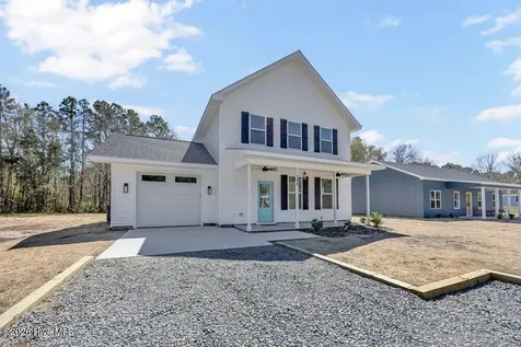 288 Charlestown Road Boiling Spring Lakes NC 28461