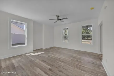296 Charlestown Road Boiling Spring Lakes NC 28461