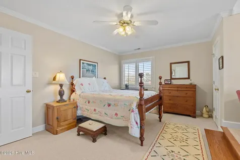 101 Lookout Ridge Cedar Point NC 28584