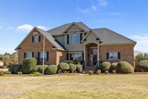 101 Lookout Ridge Cedar Point NC 28584