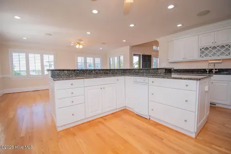 101 Lookout Ridge Cedar Point NC 28584