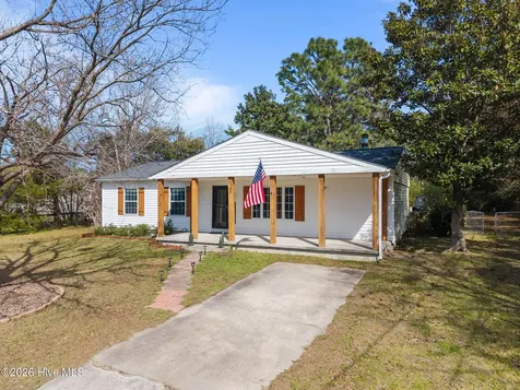 155 Freshwater Drive Hubert NC 28539