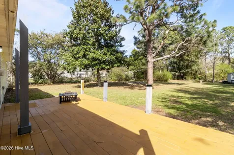 155 Freshwater Drive Hubert NC 28539