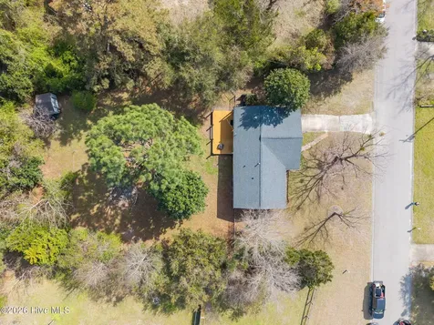 155 Freshwater Drive Hubert NC 28539