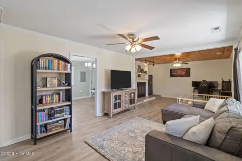 155 Freshwater Drive Hubert NC 28539
