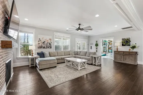 428 Catamaran Drive Wilmington NC 28412
