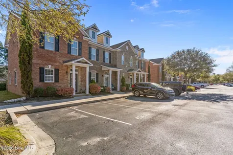 4938 Exton Park Loop Castle Hayne NC 28429