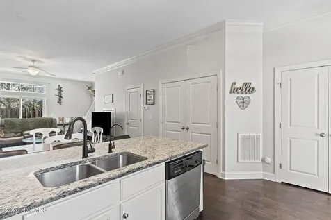 4938 Exton Park Loop Castle Hayne NC 28429