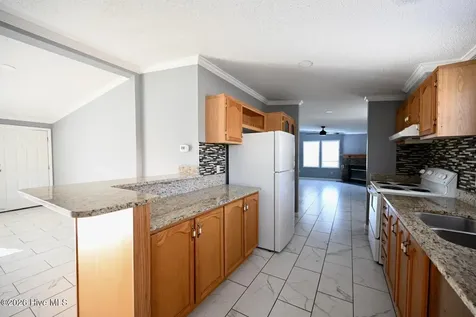 8773 Garland Highway Clinton NC 28328