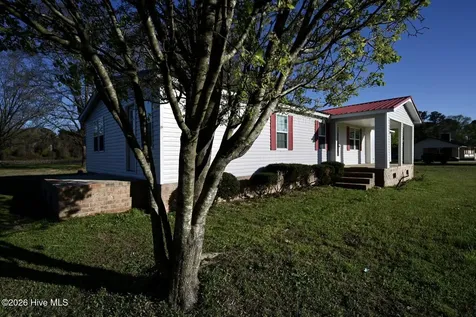 8773 Garland Highway Clinton NC 28328