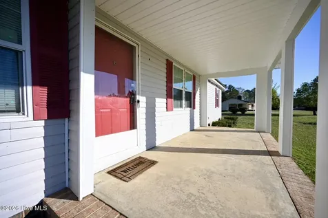 8773 Garland Highway Clinton NC 28328
