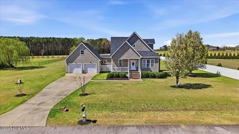 8806 Eatchel Court Sims NC 27880