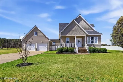 8806 Eatchel Court Sims NC 27880