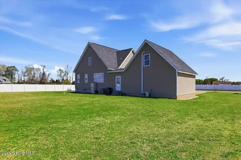 8806 Eatchel Court Sims NC 27880