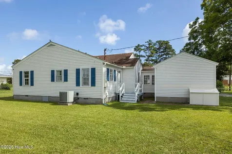 385 Hwy 70 Bettie Beaufort NC 28516