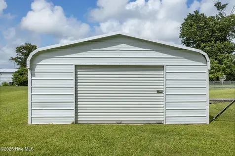 385 Hwy 70 Bettie Beaufort NC 28516