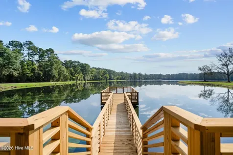 360 Fontanel Lake Drive Burgaw NC 28425