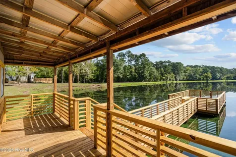360 Fontanel Lake Drive Burgaw NC 28425