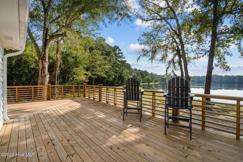 360 Fontanel Lake Drive Burgaw NC 28425