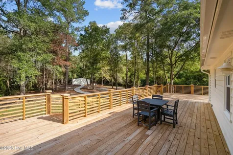 360 Fontanel Lake Drive Burgaw NC 28425