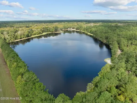 360 Fontanel Lake Drive Burgaw NC 28425