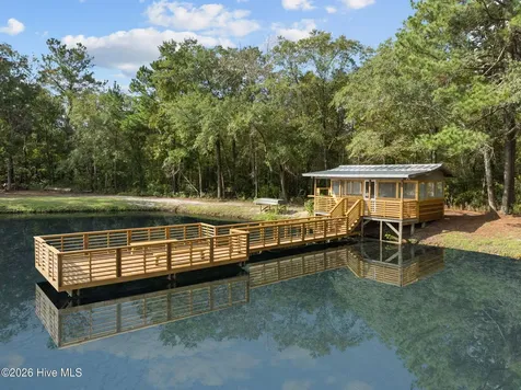 360 Fontanel Lake Drive Burgaw NC 28425