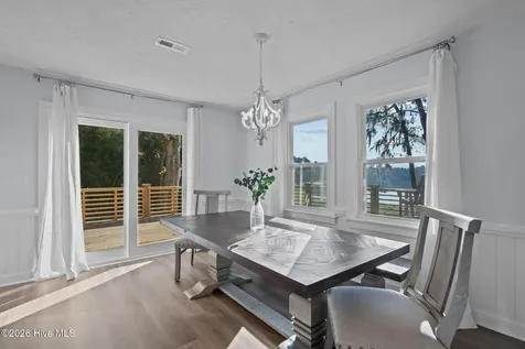 360 Fontanel Lake Drive Burgaw NC 28425