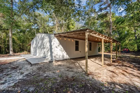 360 Fontanel Lake Drive Burgaw NC 28425