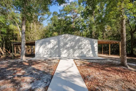 360 Fontanel Lake Drive Burgaw NC 28425