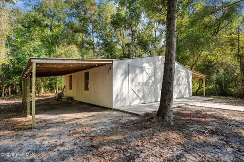 360 Fontanel Lake Drive Burgaw NC 28425