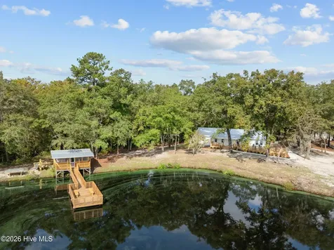 360 Fontanel Lake Drive Burgaw NC 28425