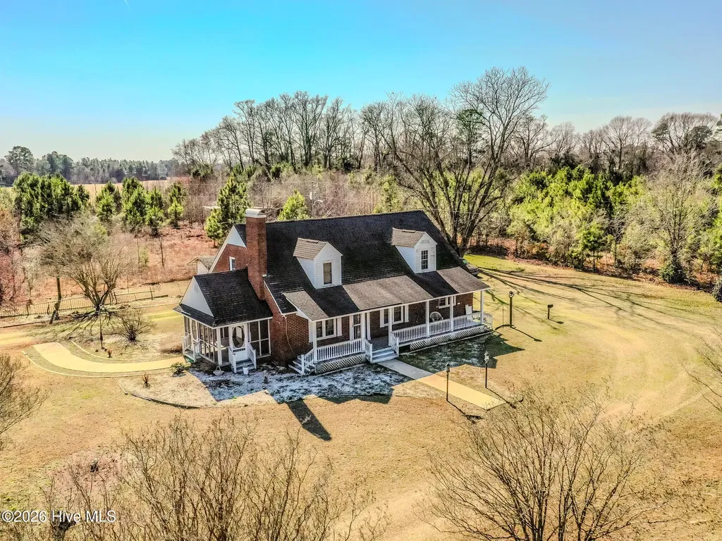 60 Callahan Road Orrum NC 28369